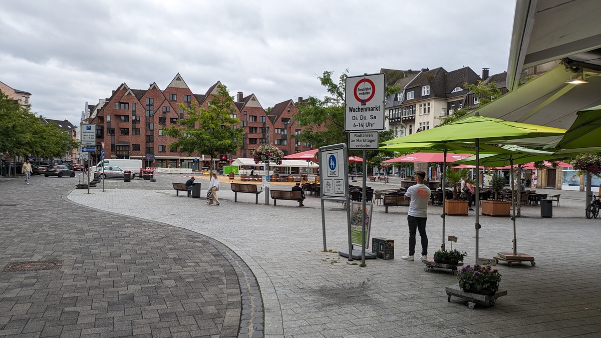 Castroper Wochenmarkt findet trotz Herbstkirmes in der Altstadt statt